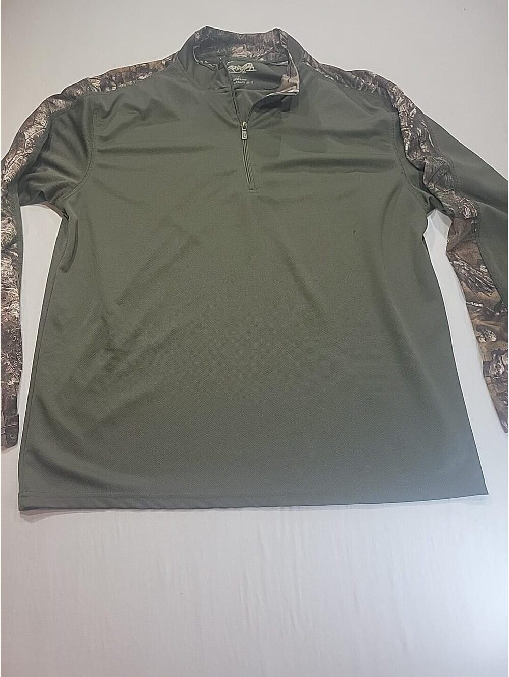 Buckhorn River Men's XL Olive Green and Camouflage Half-Zip Pullover, 100% Poly,